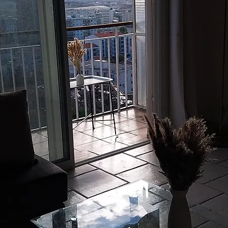 4 Pieces Avec Vue Et Stationnement Prive A Apartamento *