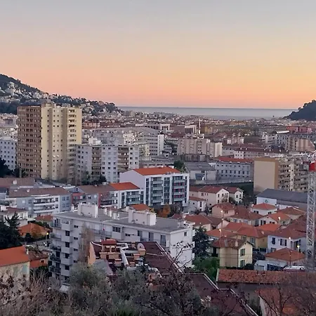 4 Pieces Avec Vue Et Stationnement Prive A Apartamento *