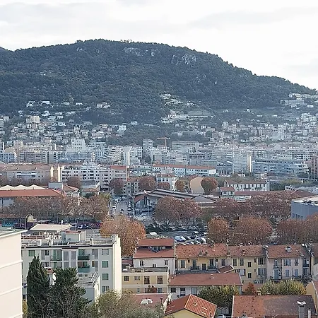 4 Pieces Avec Vue Et Stationnement Prive A Apartamento *